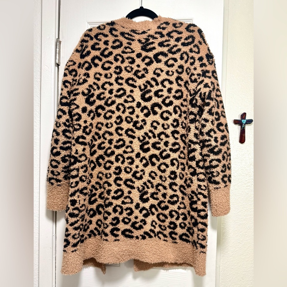 Super Soft Animal Print Cardigan - Picture 7 of 11